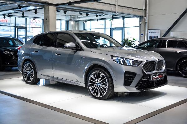 BMW iX2 xDrive30 M-Sport 104kW